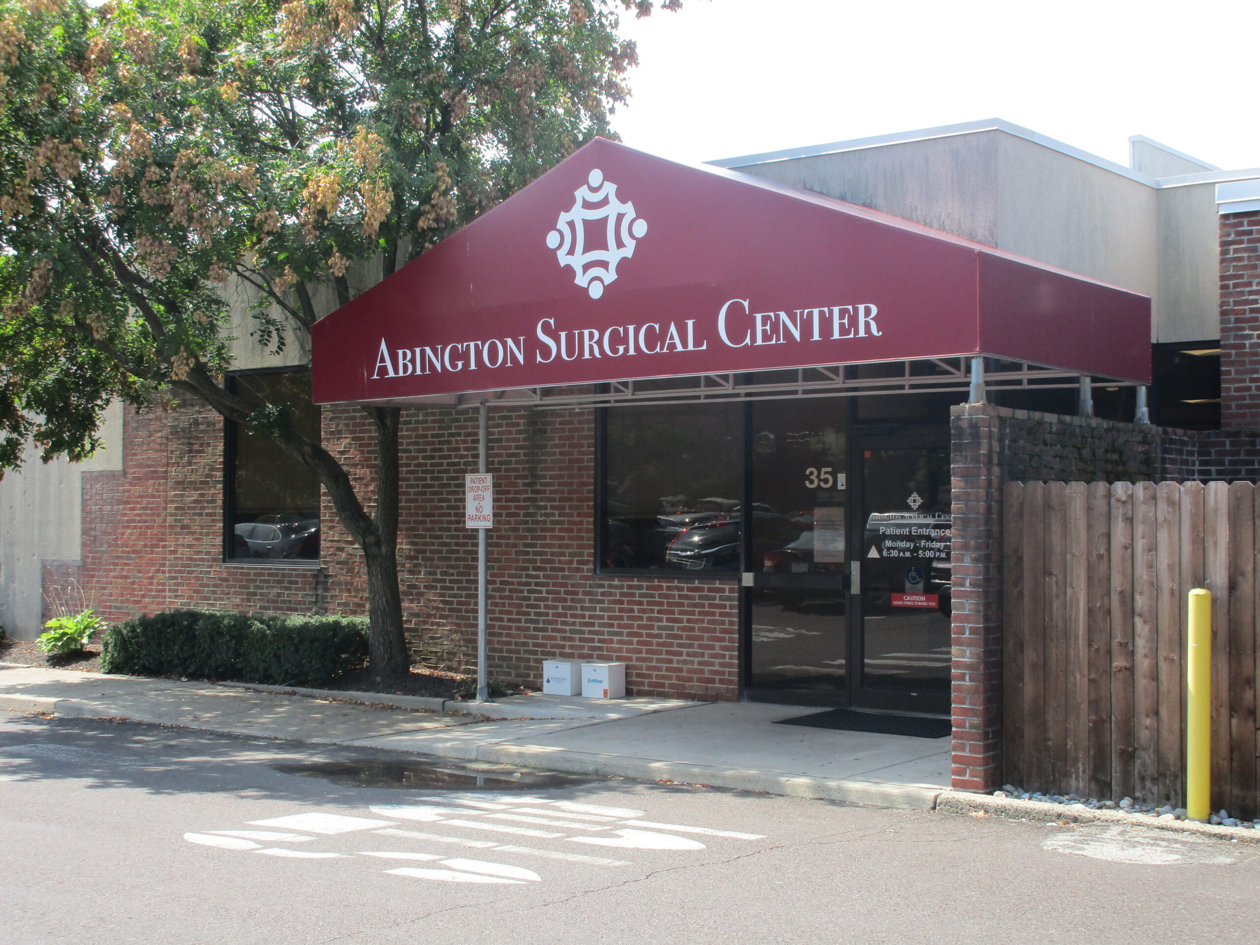 abington-surgical-center.jpg
