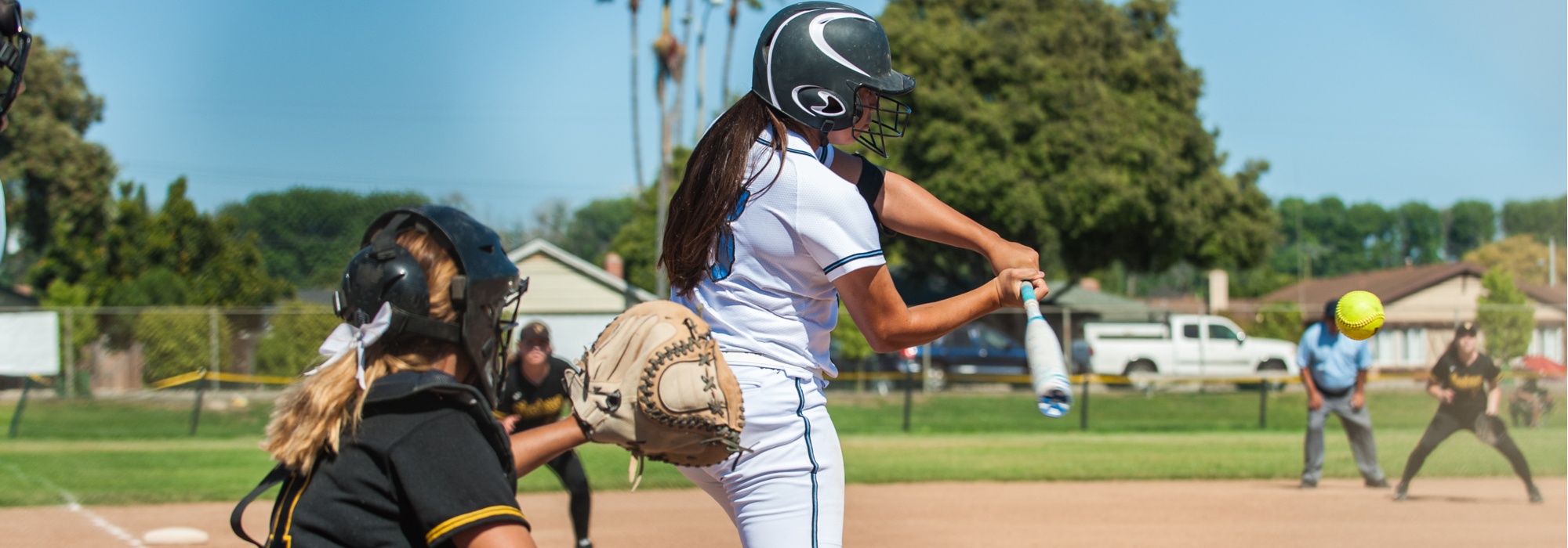 Softball Shoulder Injuries: Prevention & Treatment